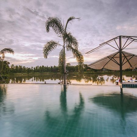 Tanita Lagoon Resort Udon Thani Exterior foto