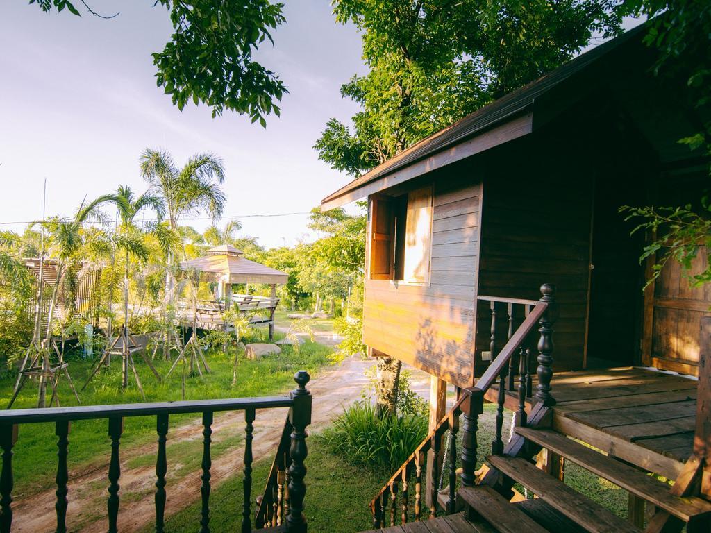 Tanita Lagoon Resort Udon Thani Exterior foto
