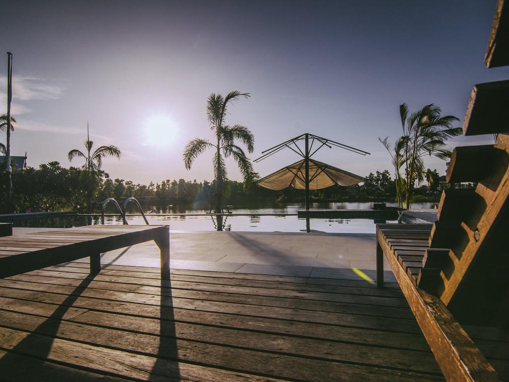 Tanita Lagoon Resort Udon Thani Exterior foto