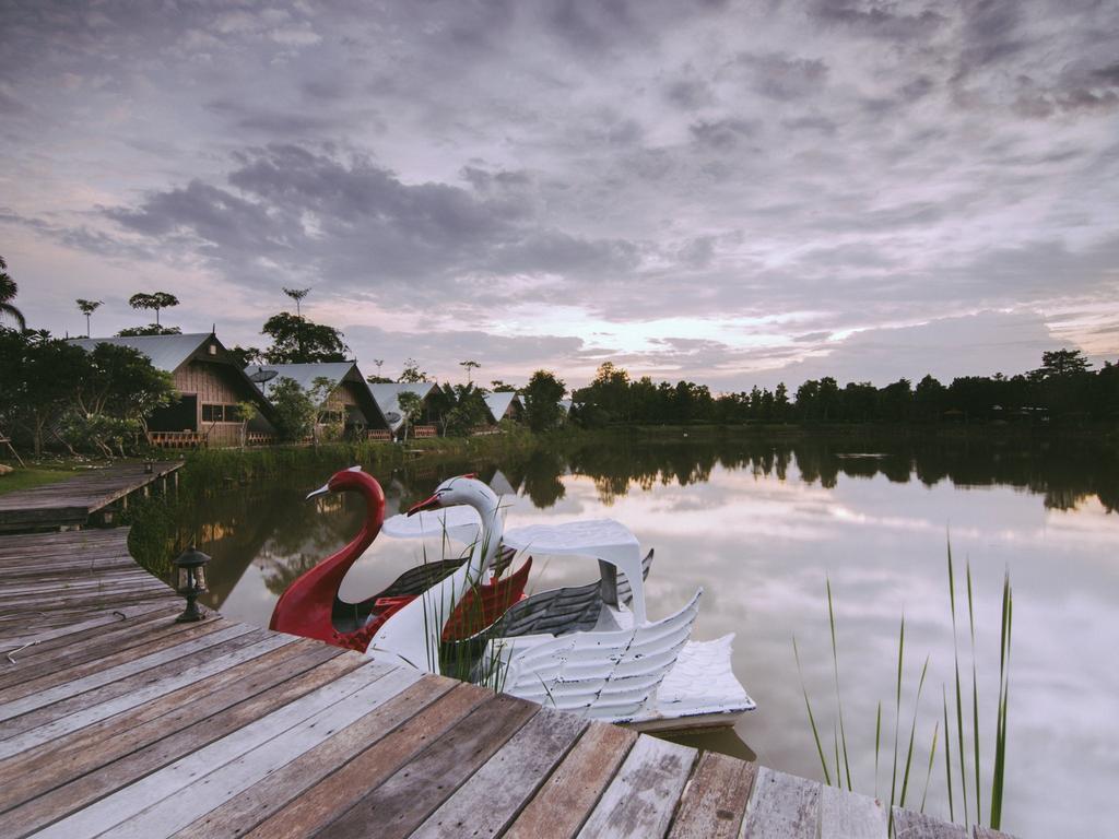 Tanita Lagoon Resort Udon Thani Exterior foto
