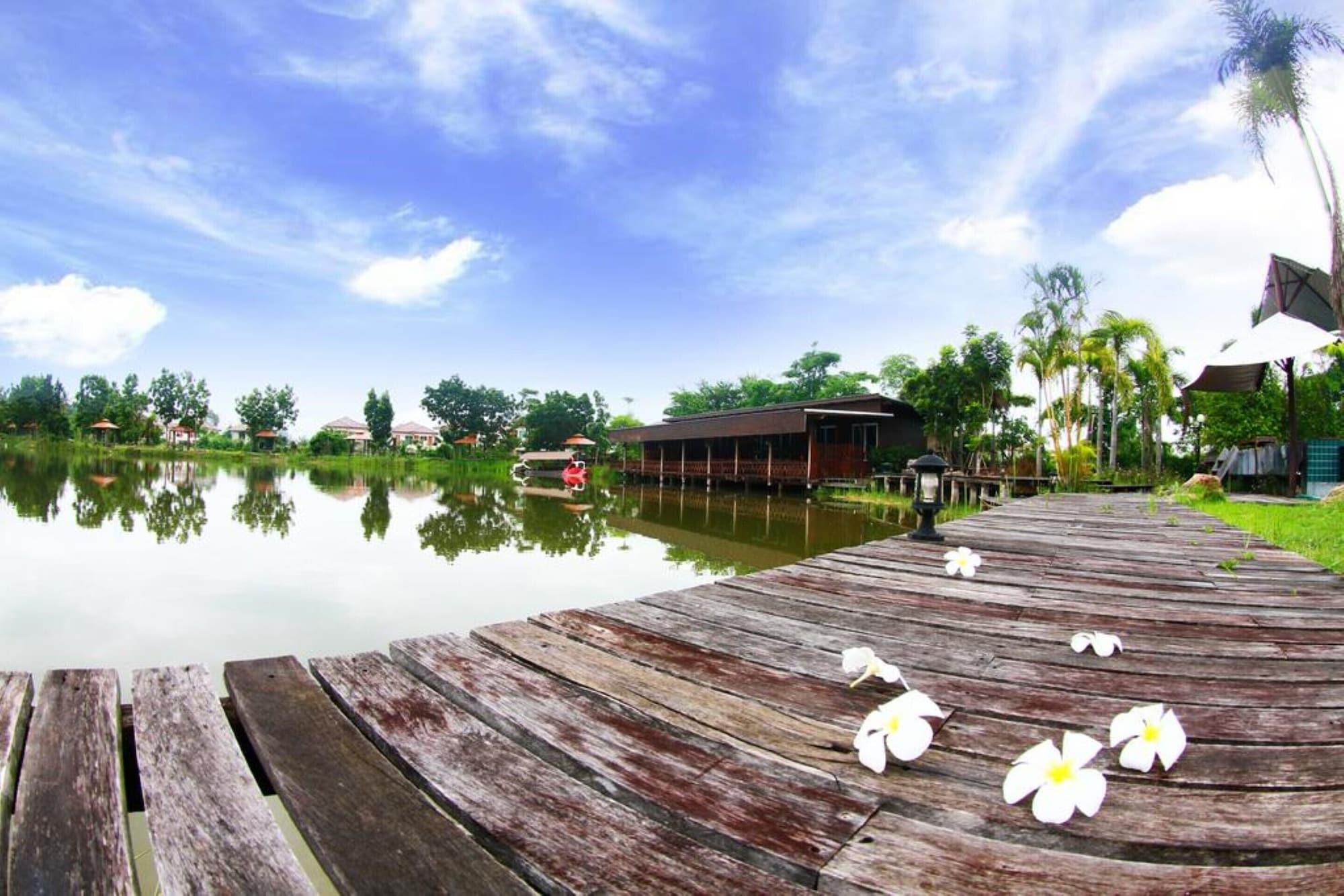 Tanita Lagoon Resort Udon Thani Exterior foto